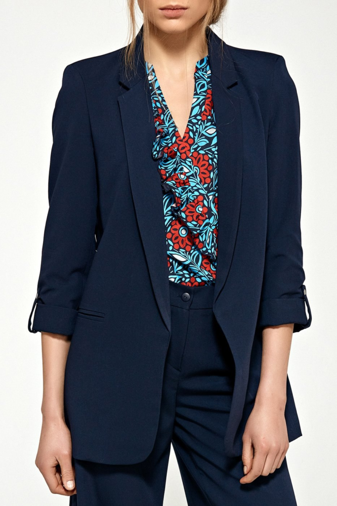 how to style a navy blazer